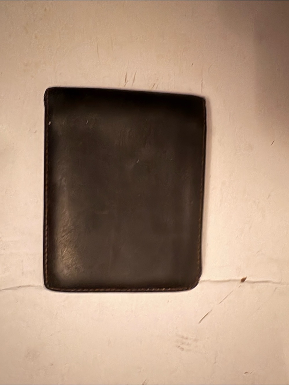 J crew Men's Brown Leather Bifold Wallet - Classic Minimal Design